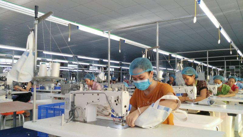 森榮手袋越南工廠布袋生產(chǎn)車間